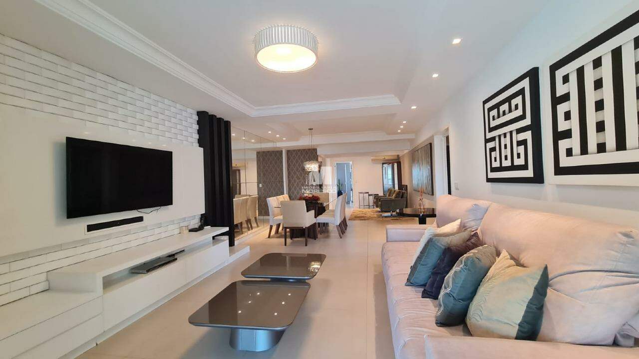 Apartamento para aluguel no bairro Centro: 