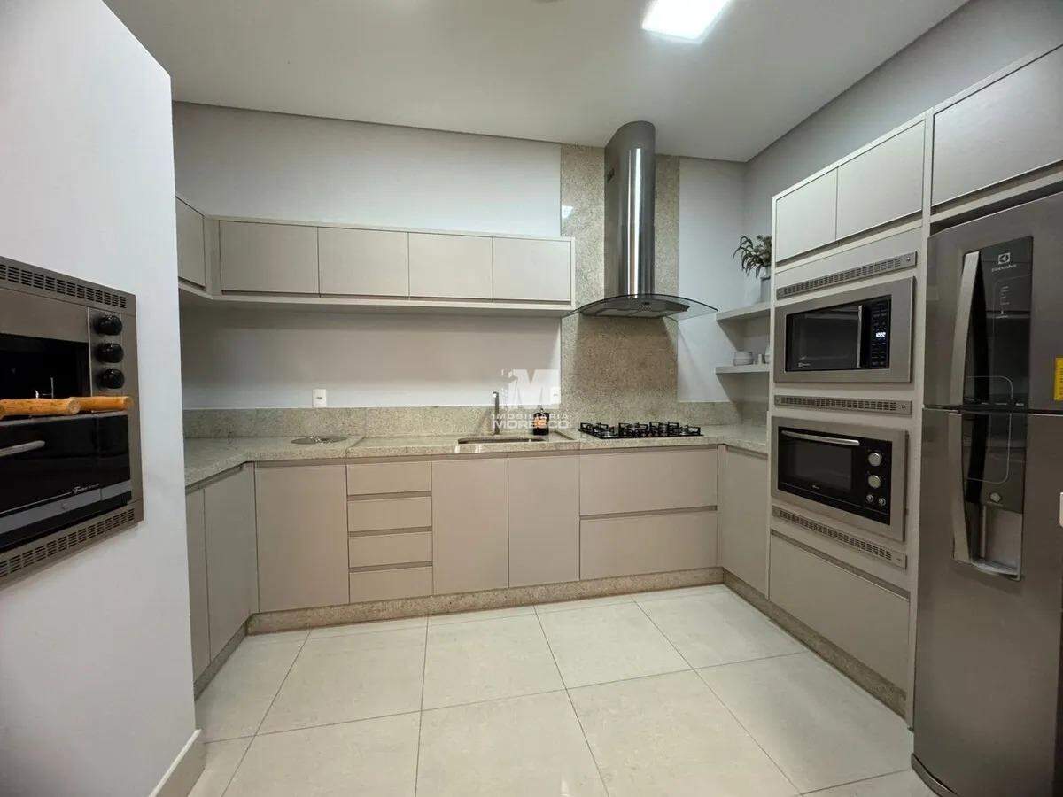 Apartamento à venda no bairro São Luiz:
