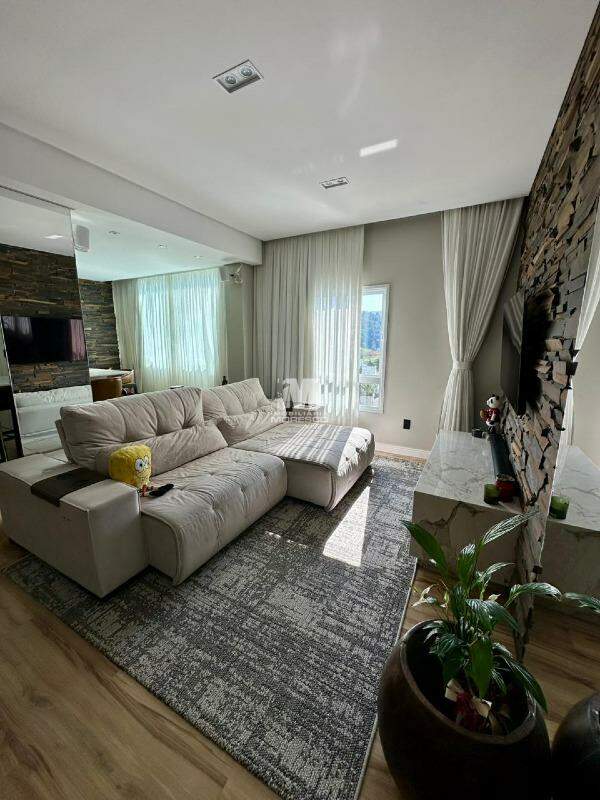 Apartamento de 3 quartos, 134m² no bairro São Luiz, em Brusque | Eu Corretor