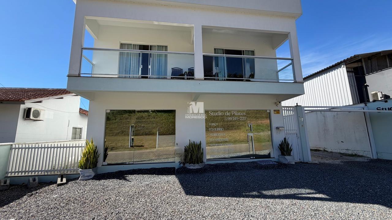 Casa de 2 quartos, 206m² no bairro Centro, em Guabiruba | Eu Corretor