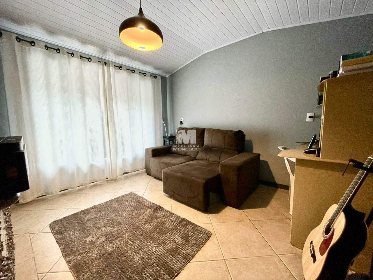 Casa à venda no bairro Primeiro de Maio: 