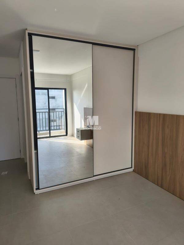 Flat para aluguel no bairro Santa Terezinha: 