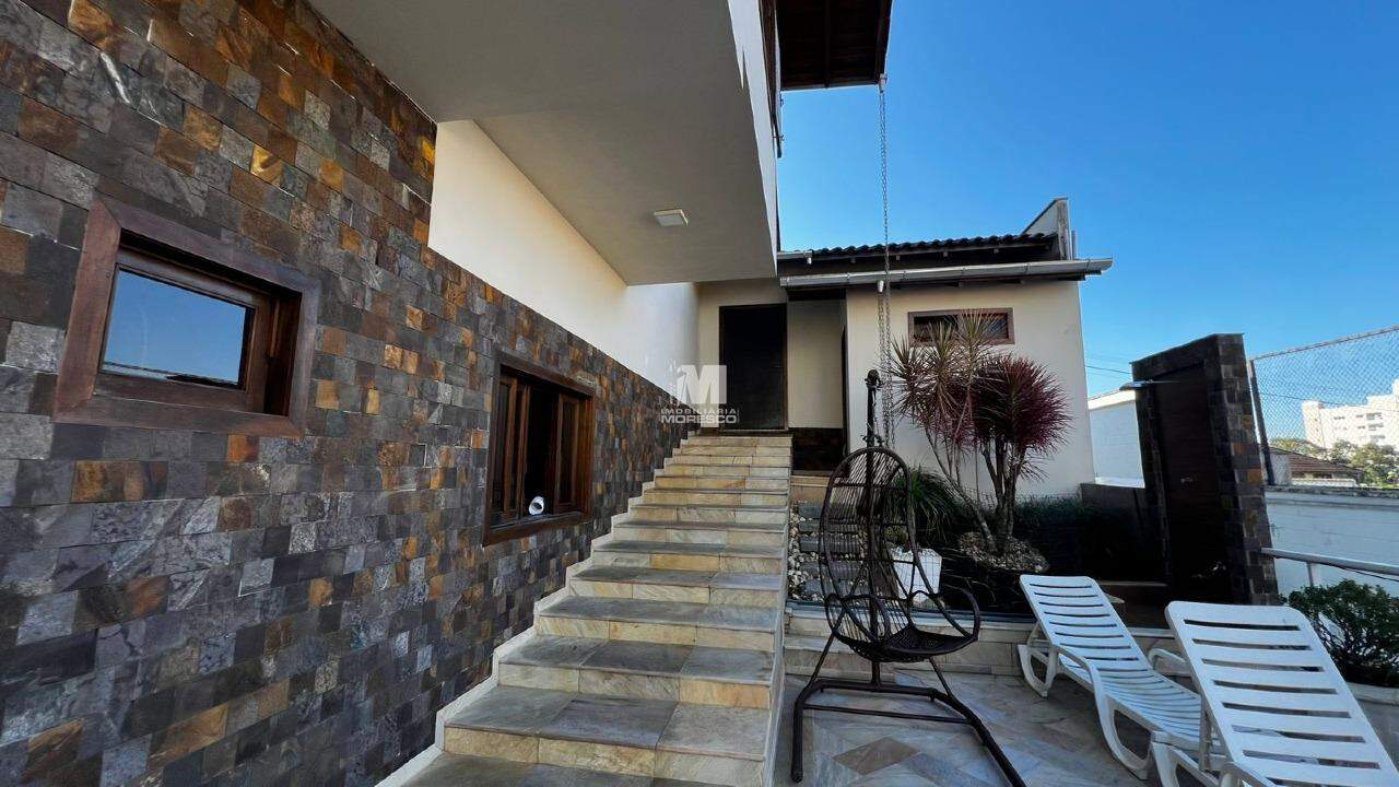 Casa à venda no bairro Centro I: