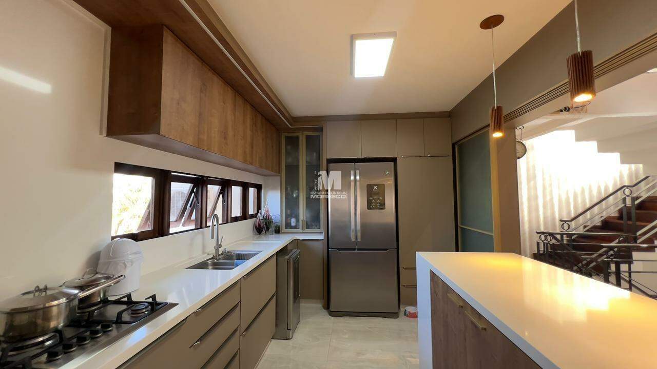 Casa à venda no bairro Centro I: