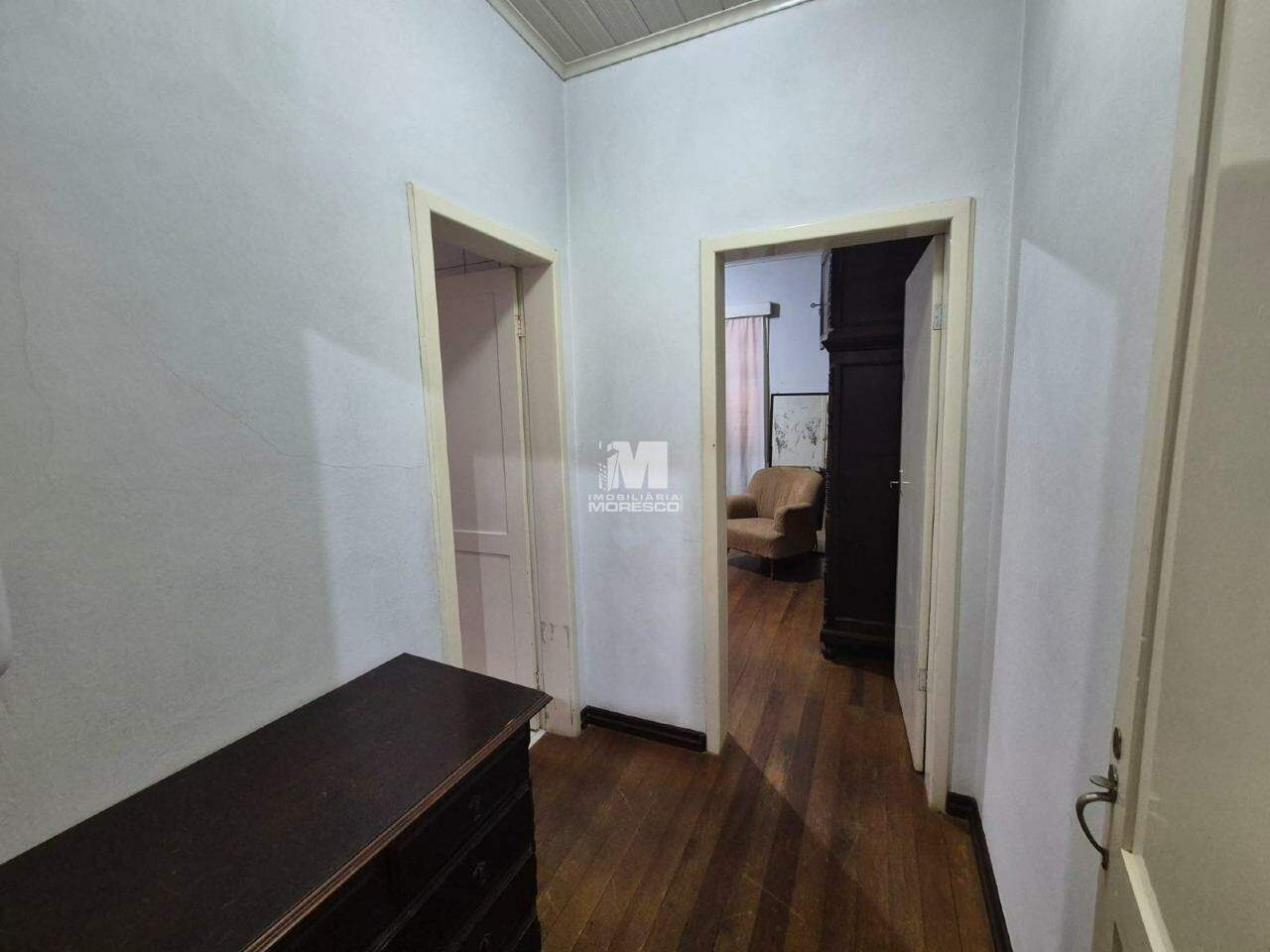 Casa Comercial à venda no bairro Centro: 