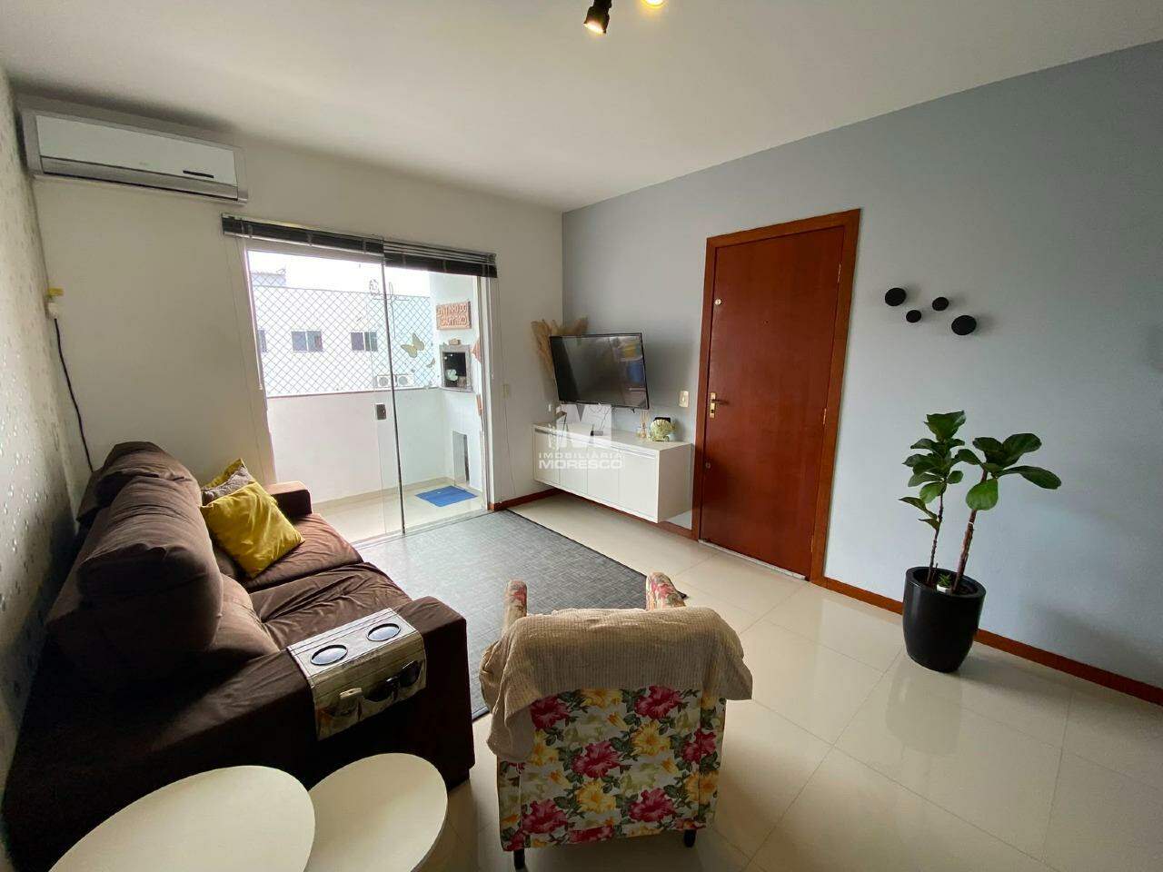 Apartamento à venda no bairro Santa Terezinha: 