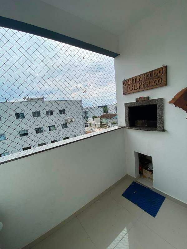 Apartamento à venda no bairro Santa Terezinha: 