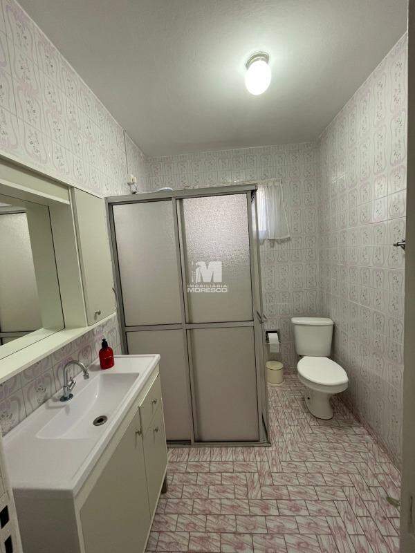 Casa para aluguel no bairro Santa Rita: