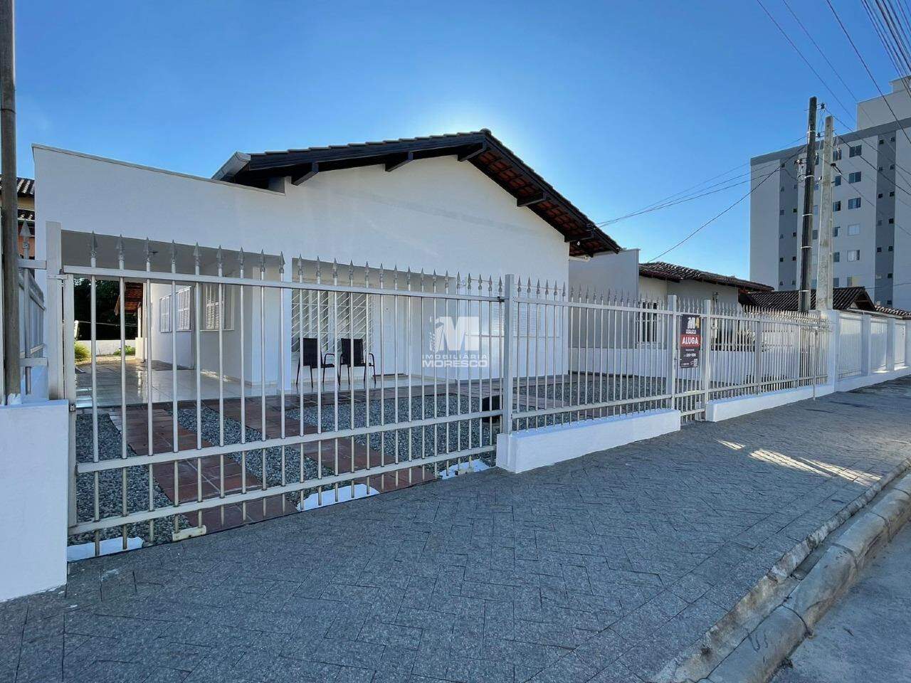 Casa para aluguel no bairro Santa Rita: 