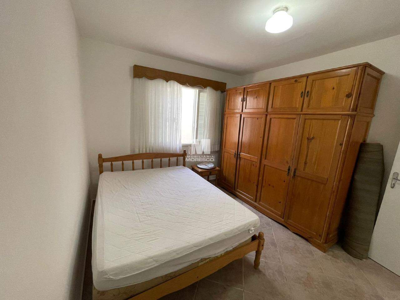 Casa para aluguel no bairro Santa Rita: