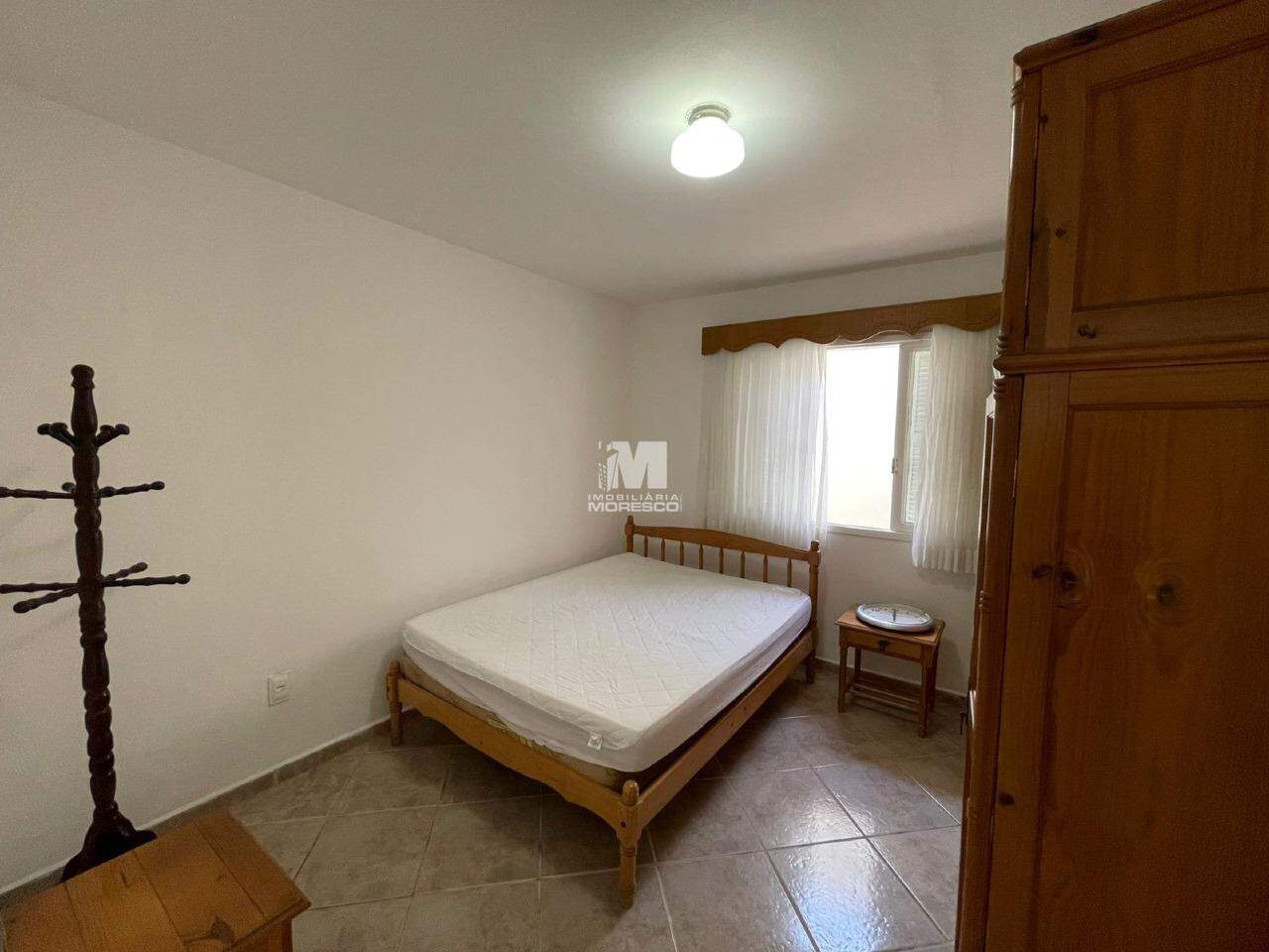 Casa para aluguel no bairro Santa Rita: