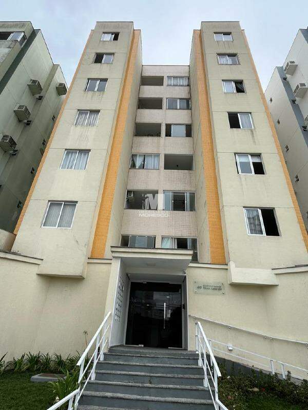 Apartamento à venda no bairro Centro I: 