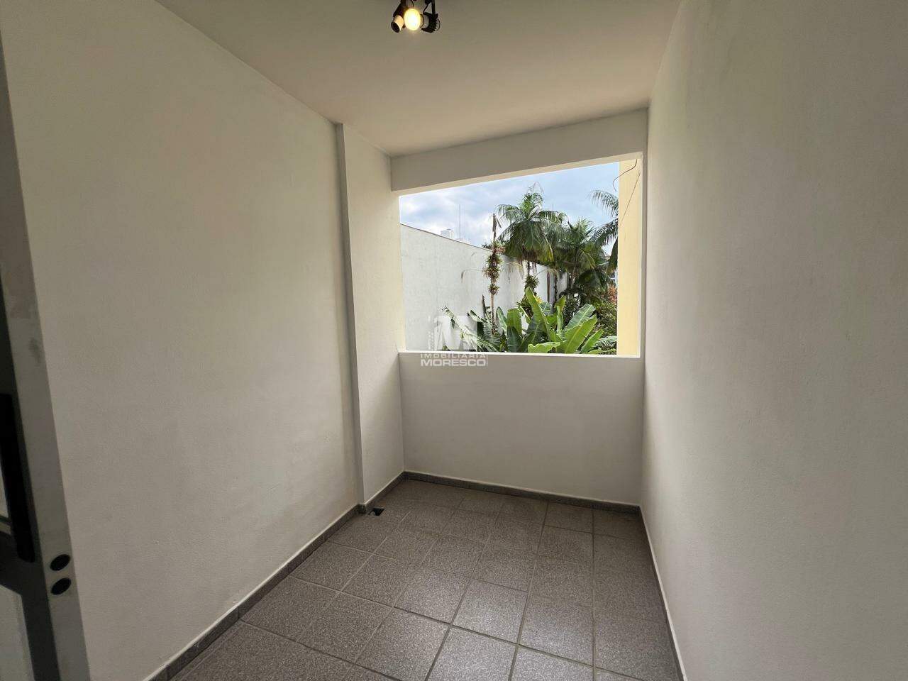 Apartamento à venda no bairro Centro I: 