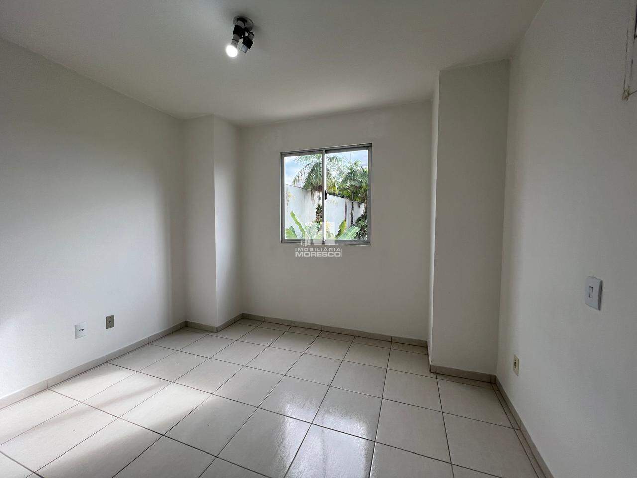 Apartamento à venda no bairro Centro I: 