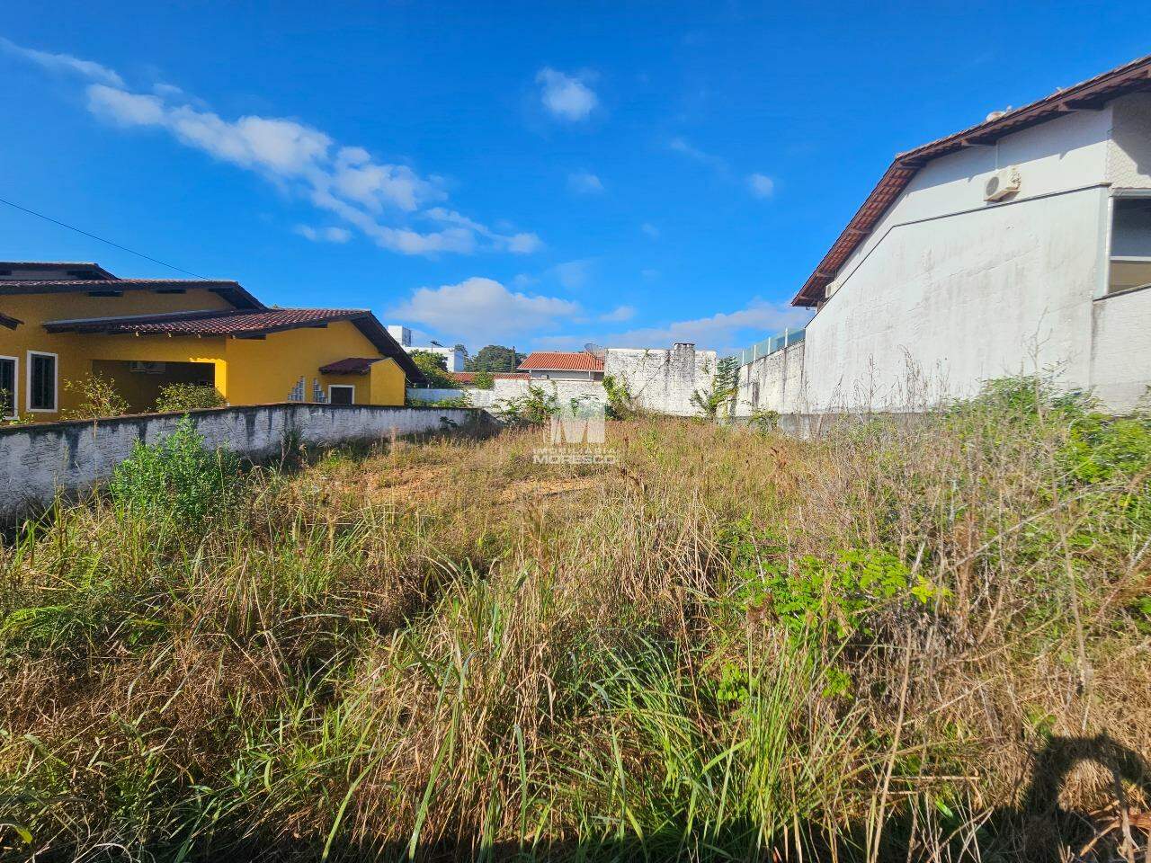 Terreno à venda no bairro Souza Cruz: 