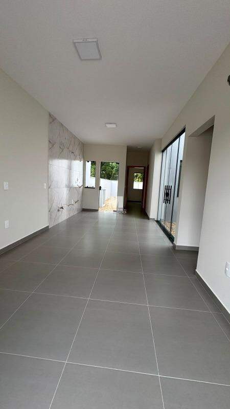 Casa à venda no bairro Guabiruba: 