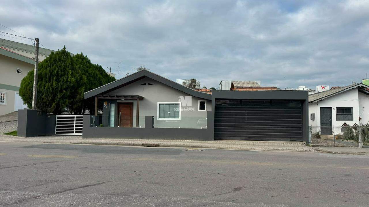 Casa à venda no bairro Águas Claras: 
