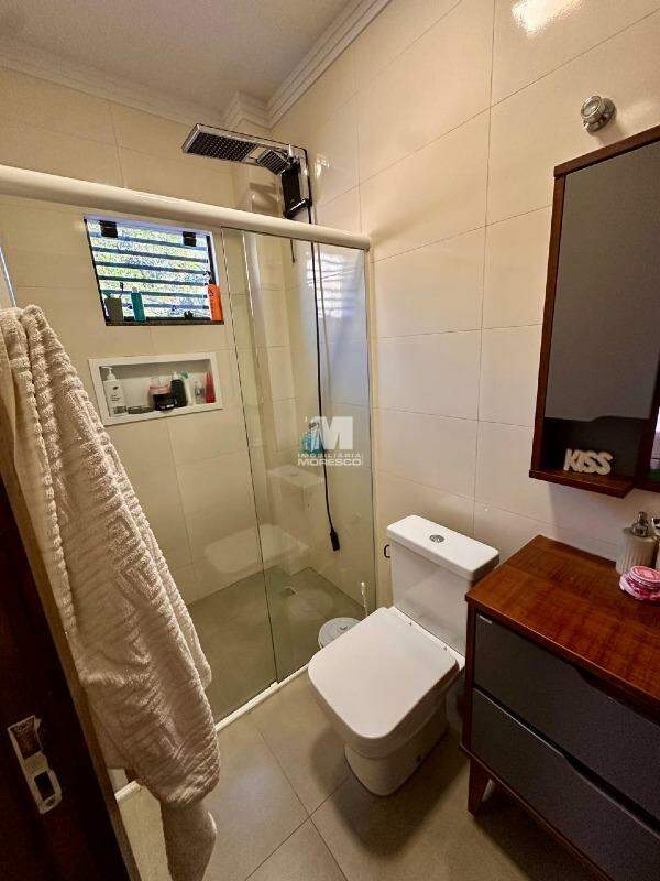 Casa à venda no bairro Dom Joaquim:
