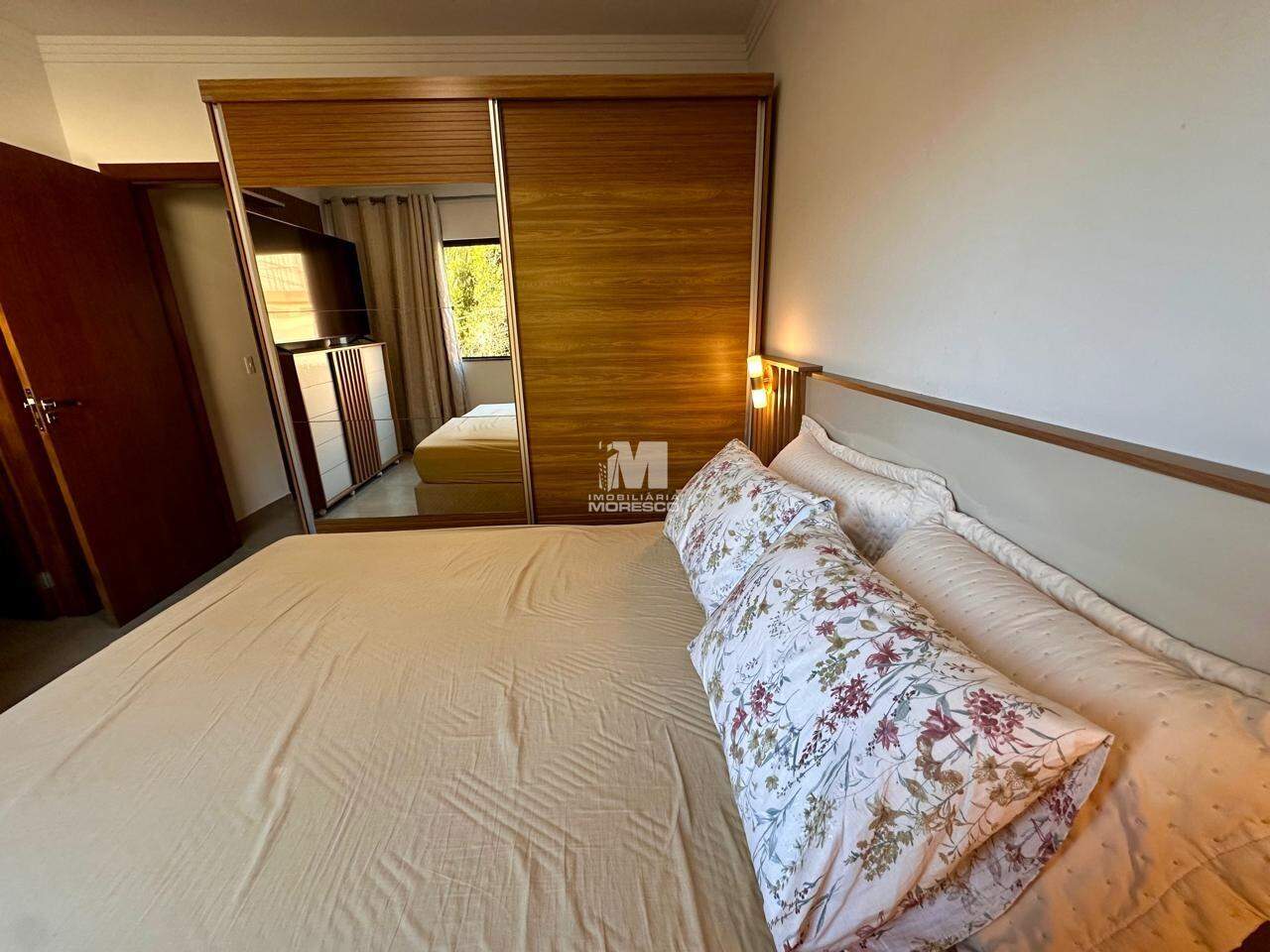 Casa à venda no bairro Dom Joaquim: