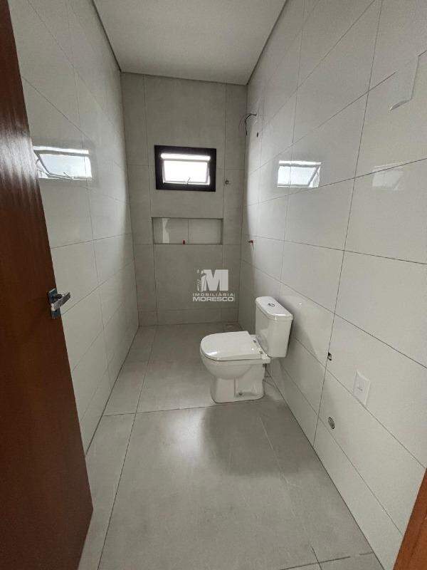 Casa à venda no bairro Guabiruba Sul: