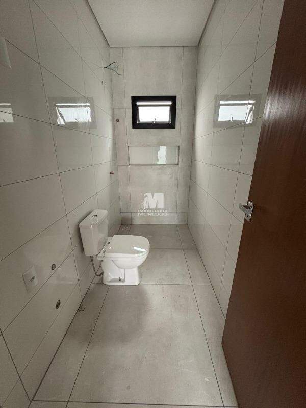 Casa à venda no bairro Guabiruba Sul: