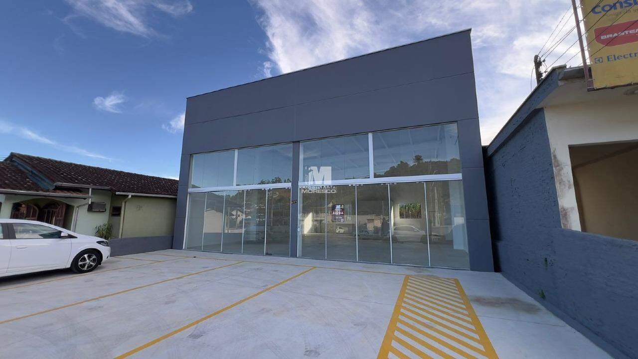 Galpão / Depósito / Armazém de 230m² no bairro Dom Joaquim, em Brusque | Eu Corretor