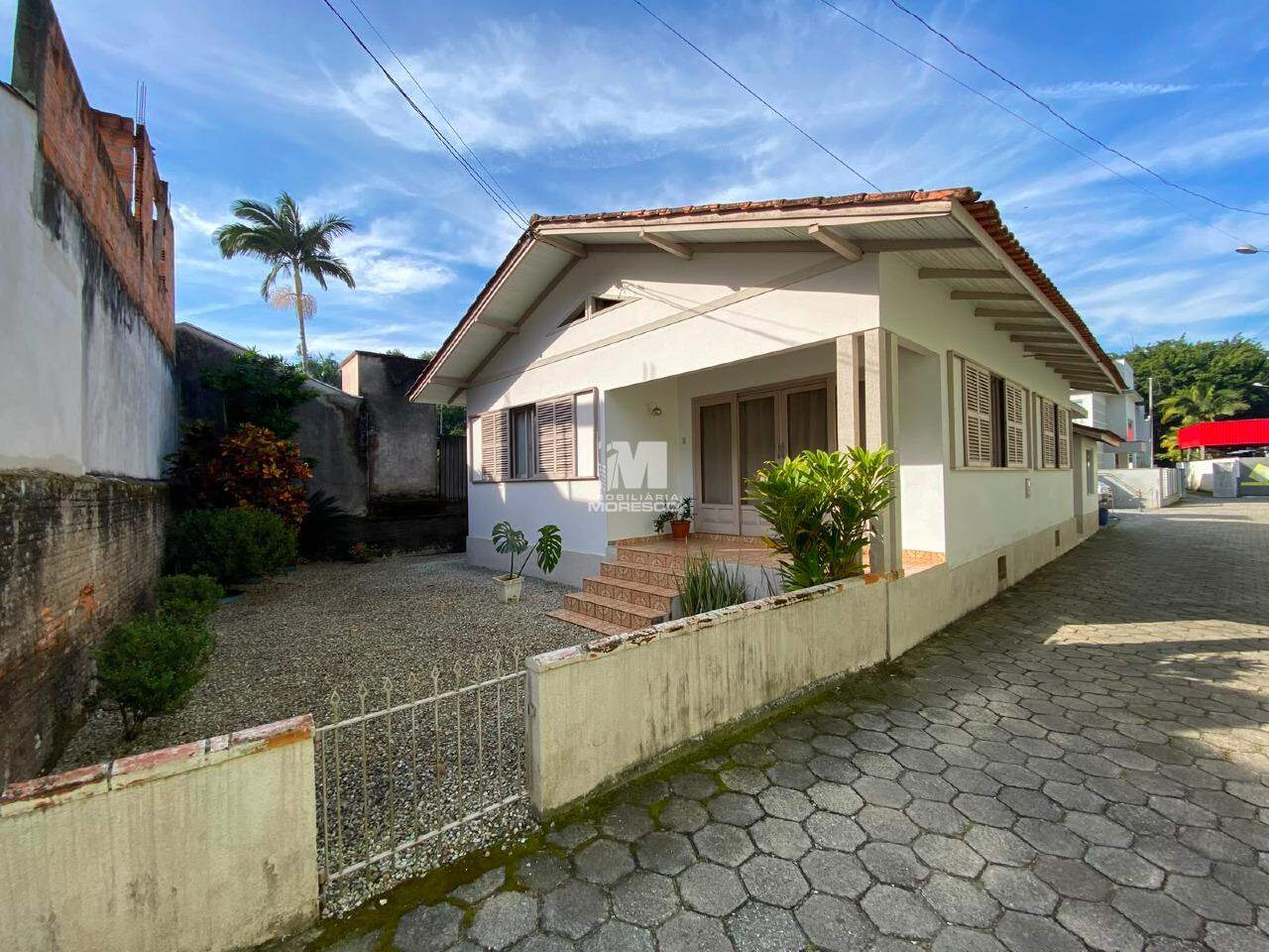 Casa à venda no bairro Guarani: 