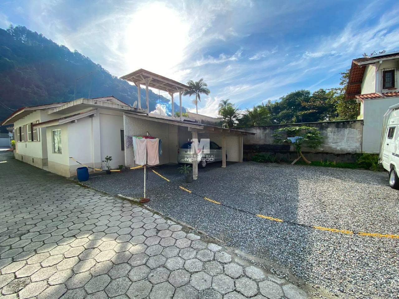 Casa à venda no bairro Guarani: 