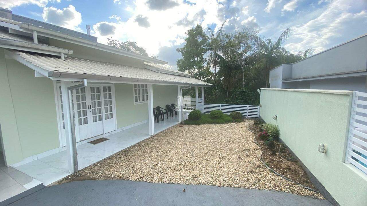 Casa de 3 quartos, 132m² no bairro Poço Fundo, em Brusque | Eu Corretor