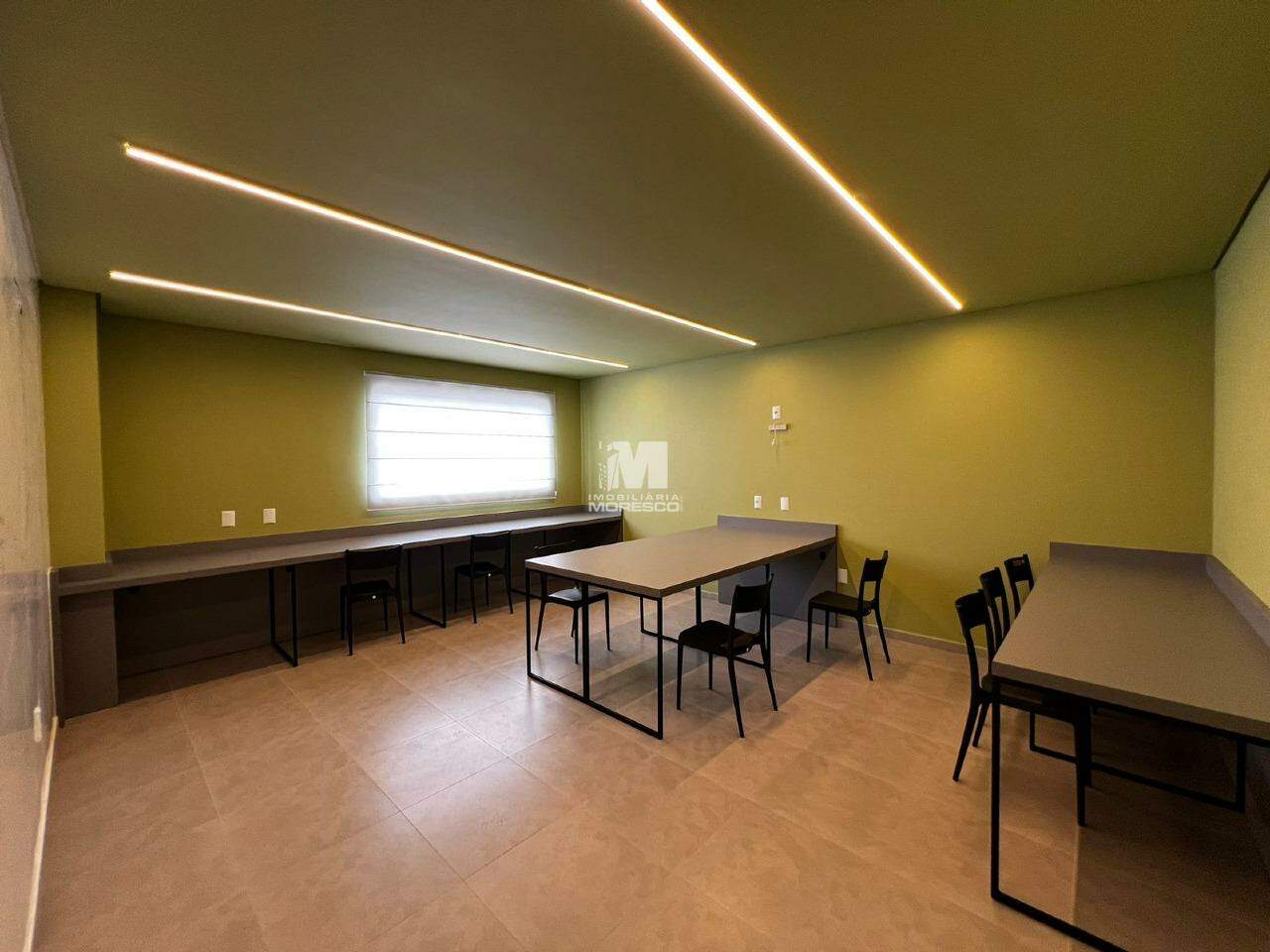 Flat para aluguel no bairro Santa Terezinha: 