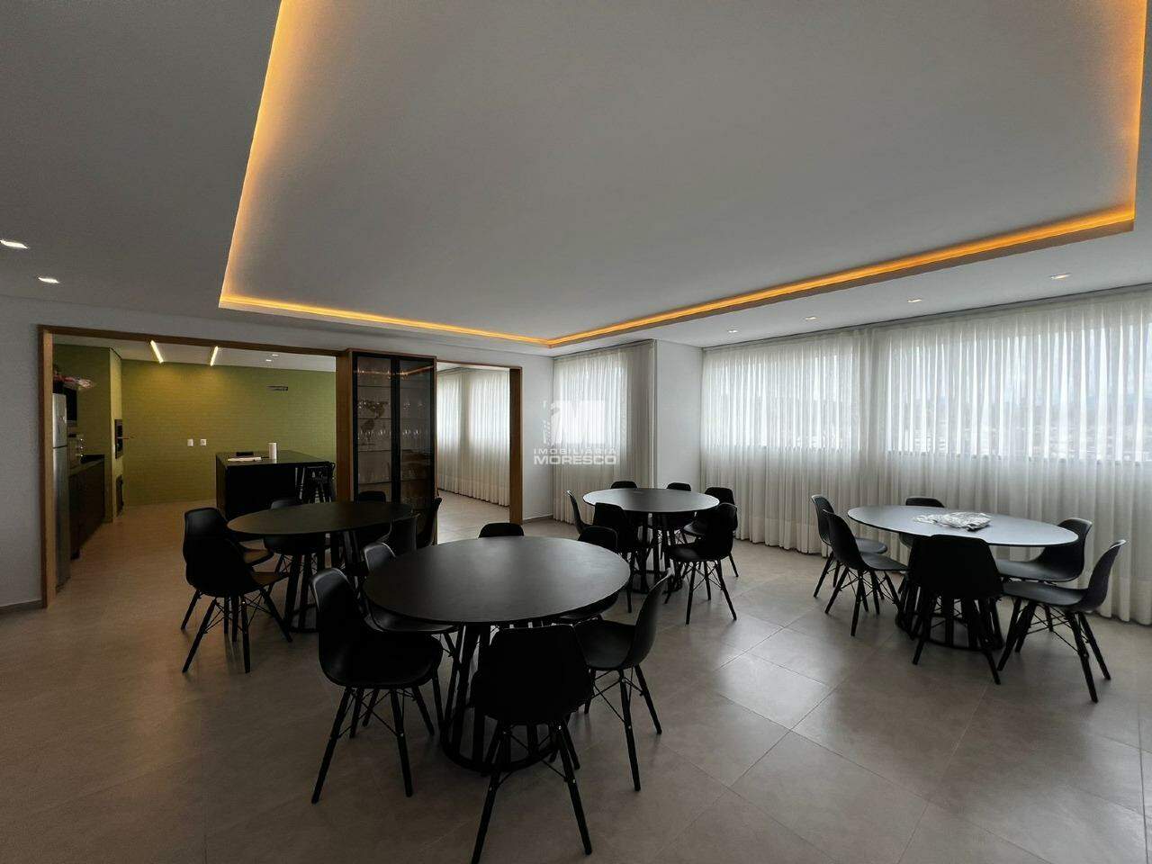 Flat para aluguel no bairro Santa Terezinha: 