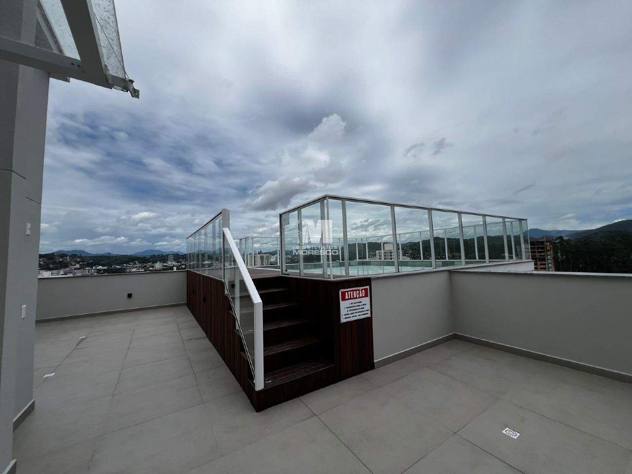 Flat para aluguel no bairro Santa Terezinha: 