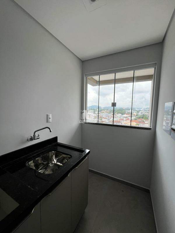 Flat para aluguel no bairro Santa Terezinha: 