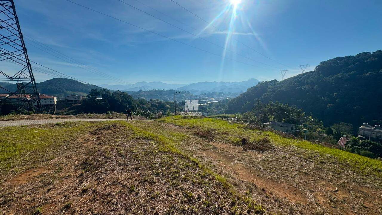 Terreno à venda no bairro Dom Joaquim: 
