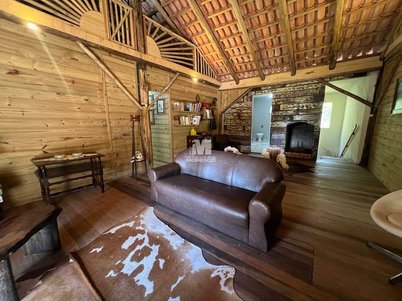 Fazenda/Sítios/Chácaras de 6 quartos, no bairro Cedro Alto, em Brusque | Eu Corretor