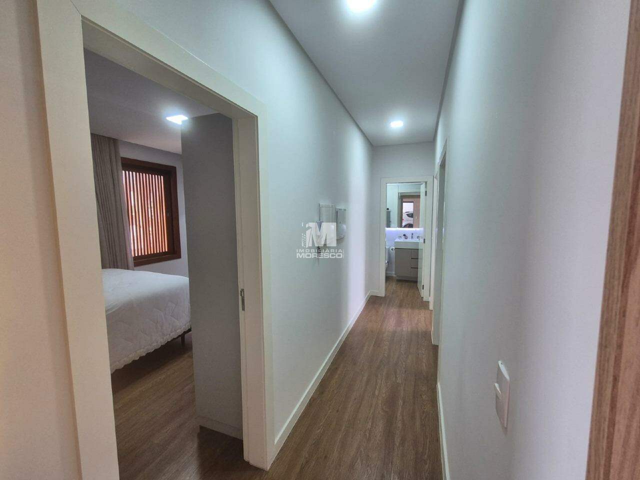 Casa à venda no bairro Guabiruba Sul: 