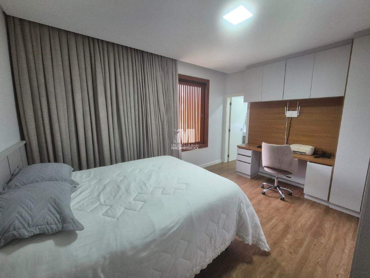 Casa à venda no bairro Guabiruba Sul: 