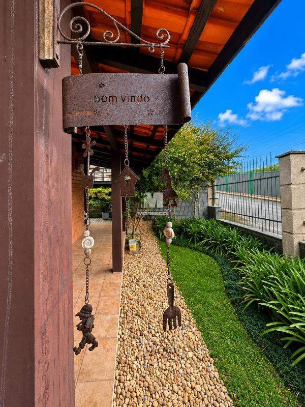 Casa de 3 quartos, 325m² no bairro Azambuja, em Brusque | Eu Corretor