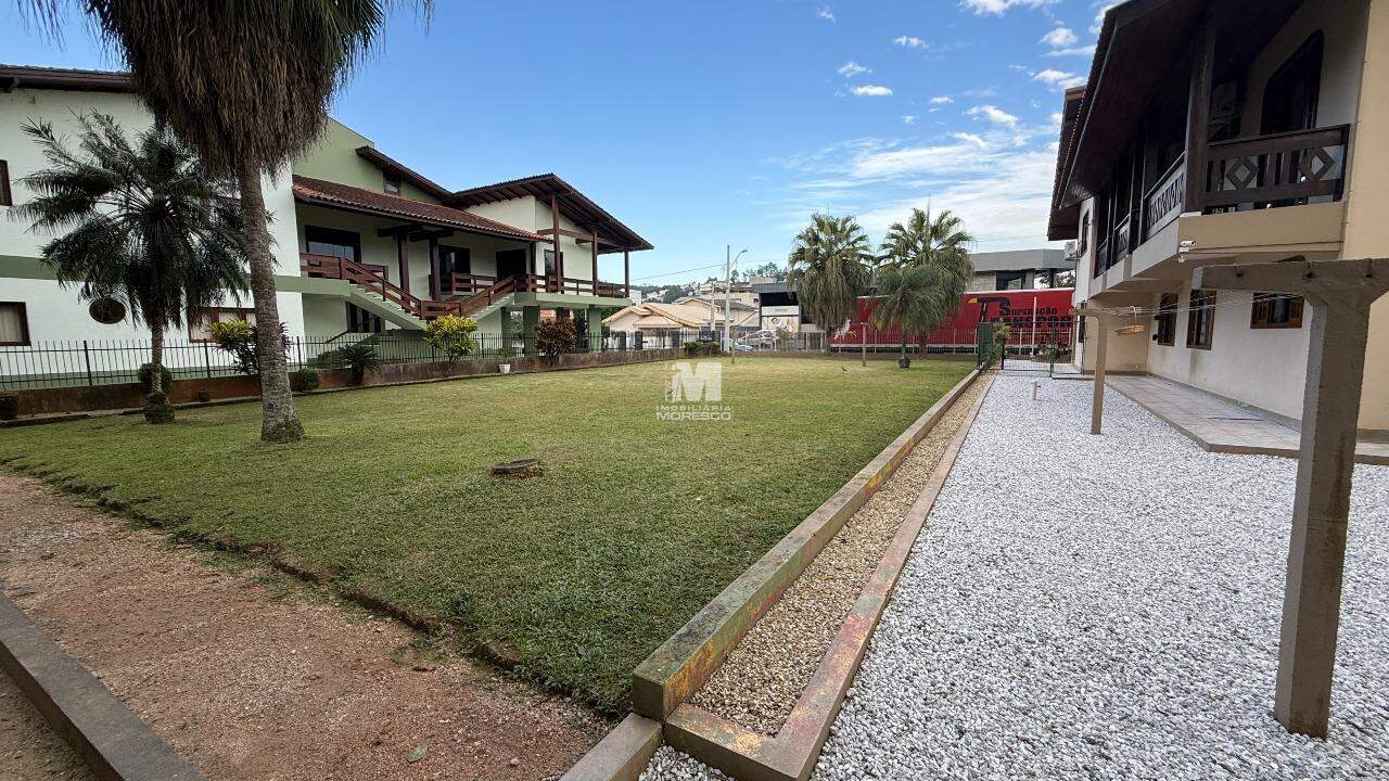 Casa à venda no bairro Jardim Maluche: 