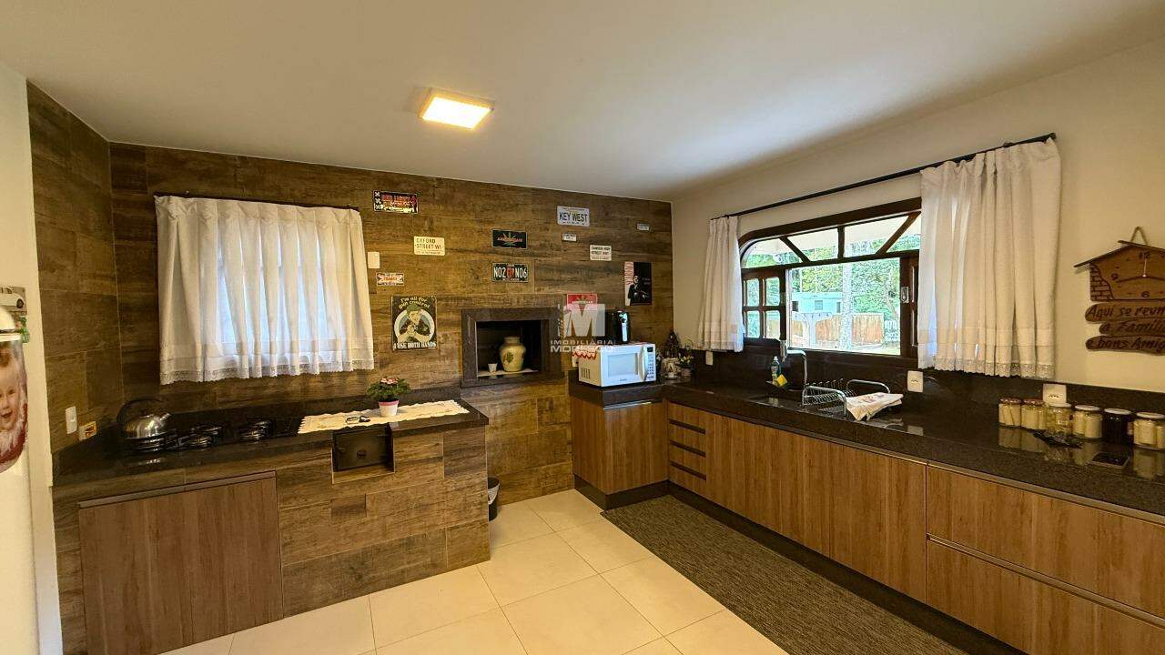 Casa à venda no bairro Jardim Maluche: 
