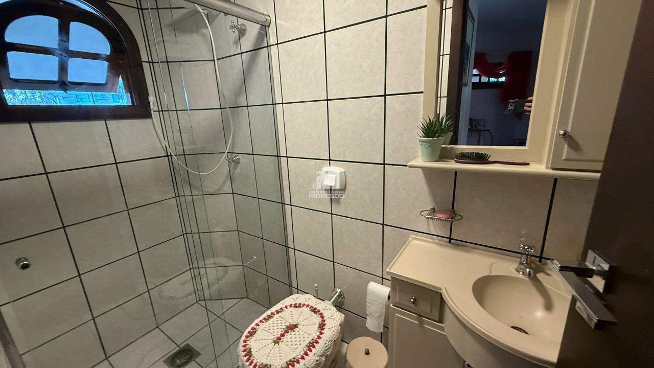 Casa à venda no bairro Jardim Maluche: 