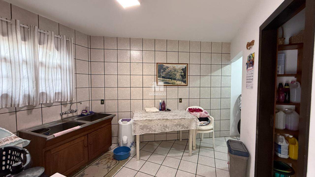 Casa à venda no bairro Jardim Maluche: 