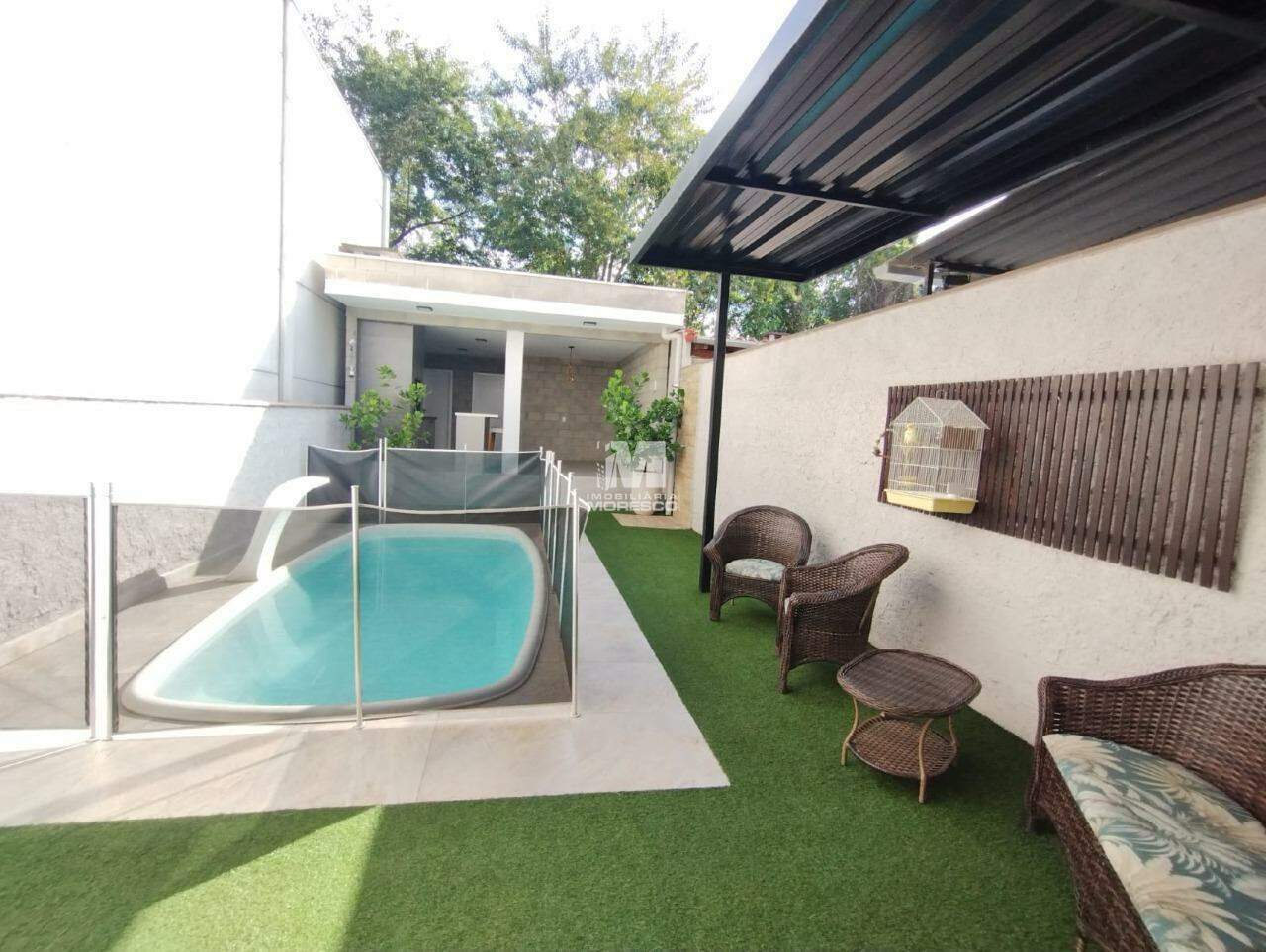 Casa à venda no bairro Dom Joaquim: 