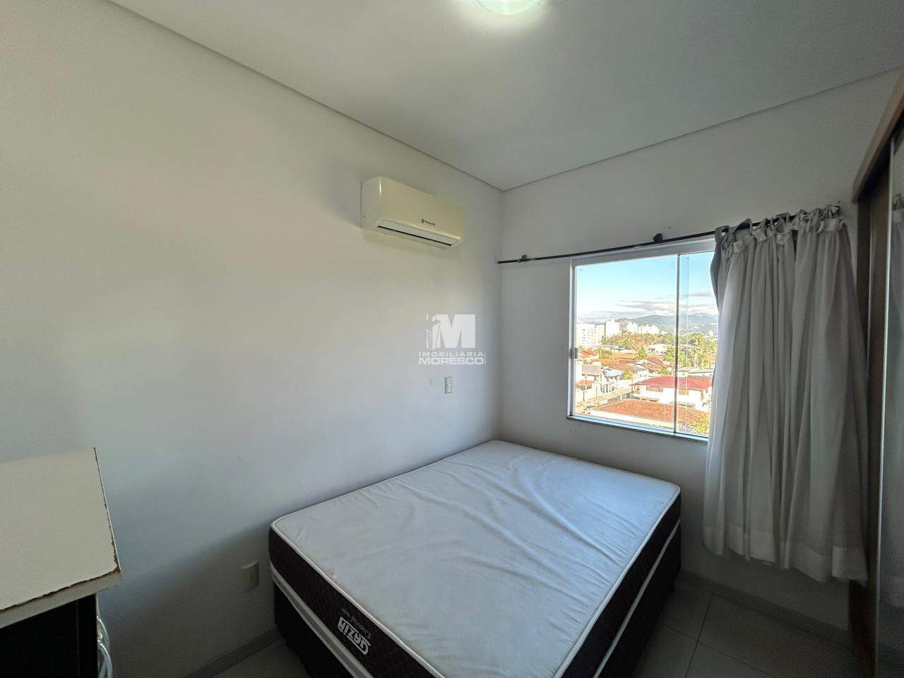 Apartamento para aluguel no bairro Santa Terezinha: