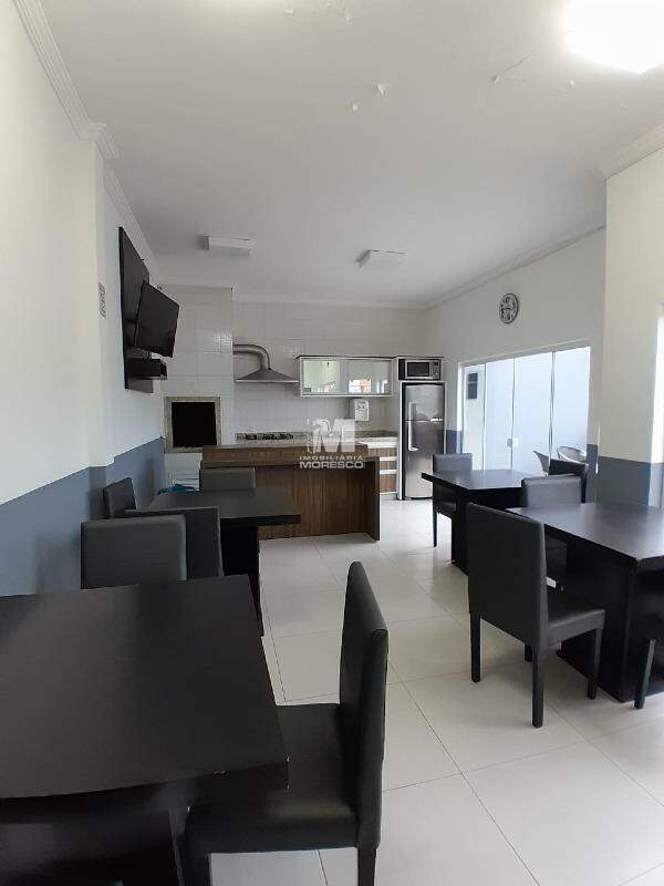 Apartamento para aluguel no bairro Santa Terezinha: