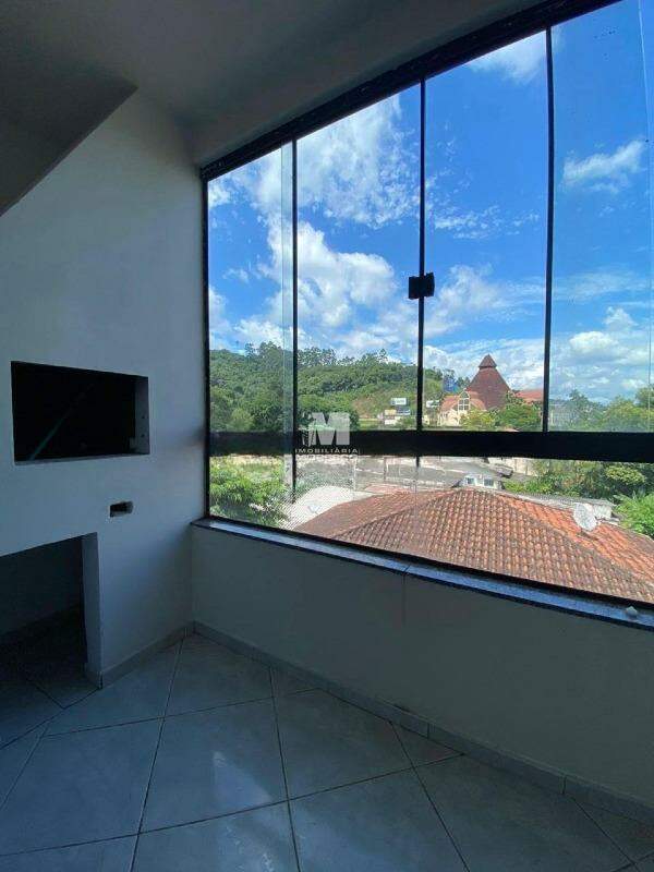 Apartamento à venda no bairro Santa Terezinha: 