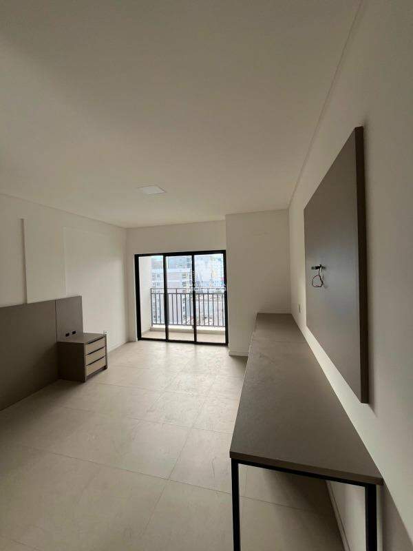 Flat para aluguel no bairro Santa Terezinha: