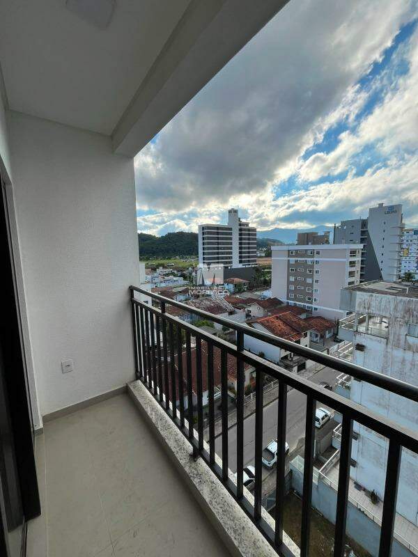 Flat para aluguel no bairro Santa Terezinha: