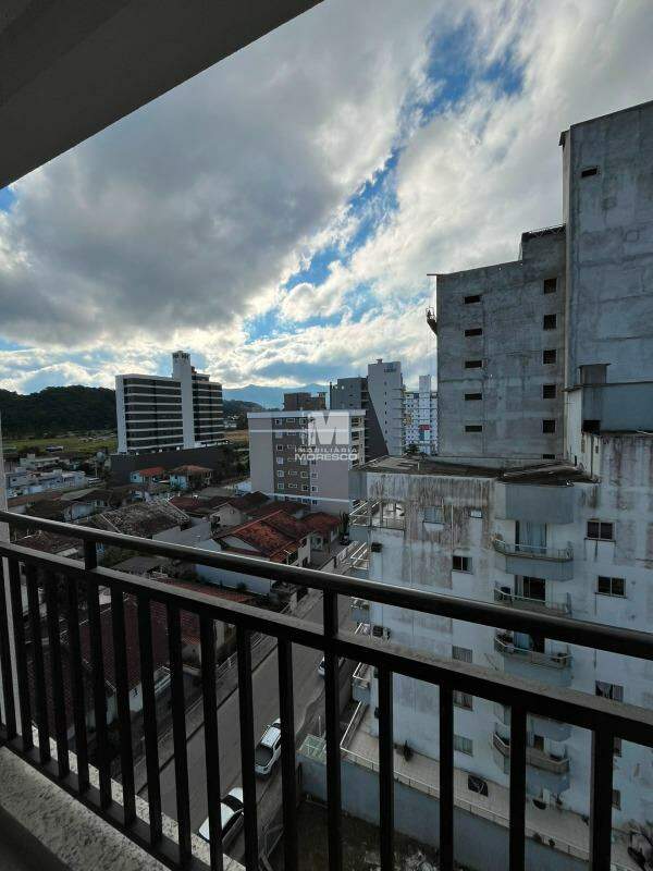 Flat para aluguel no bairro Santa Terezinha: