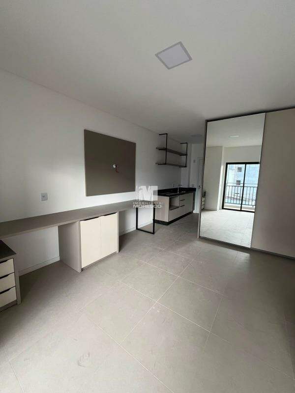 Flat para aluguel no bairro Santa Terezinha: